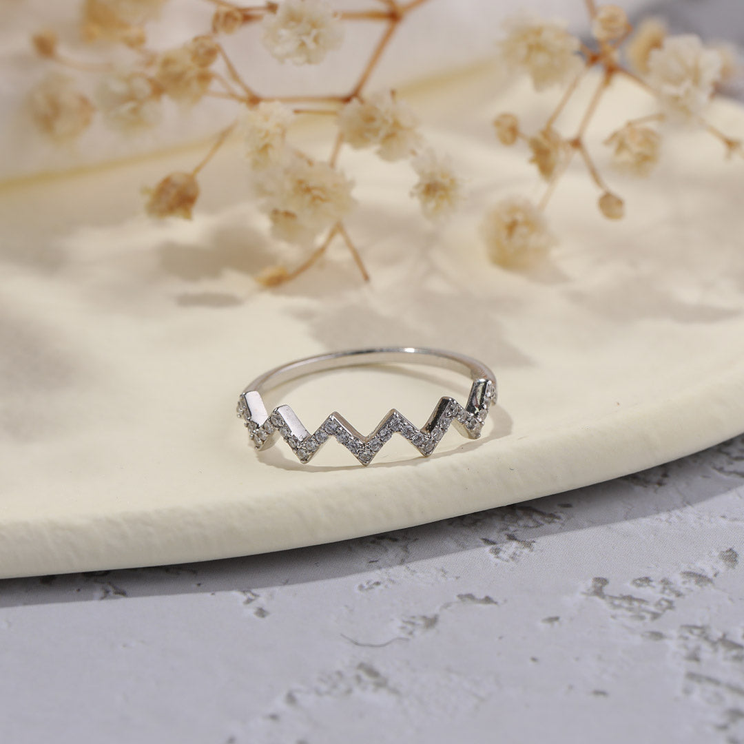 Highs And Lows Zigzag Ring