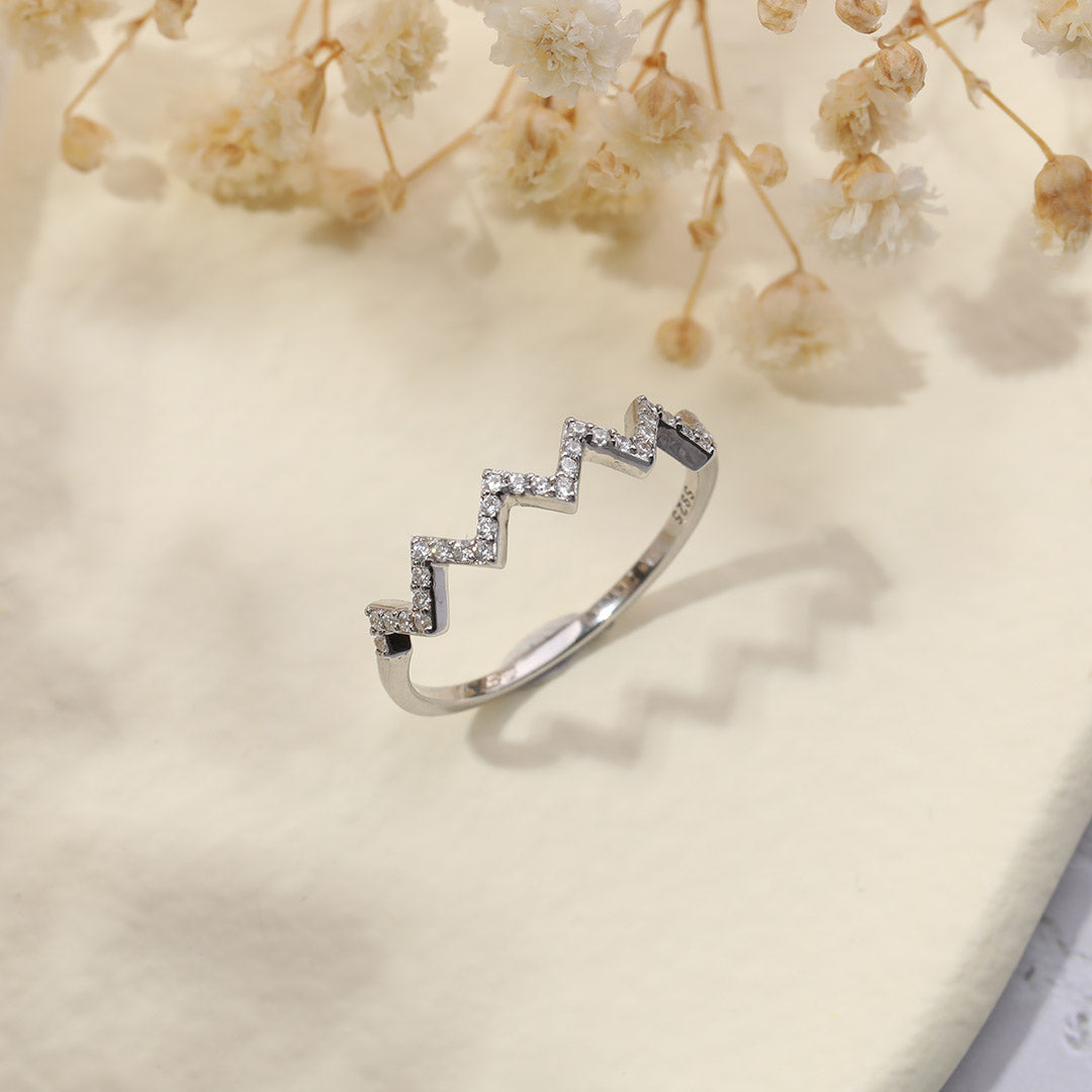 Highs And Lows Zigzag Ring