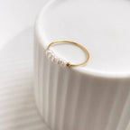 Mini Pearl Ring