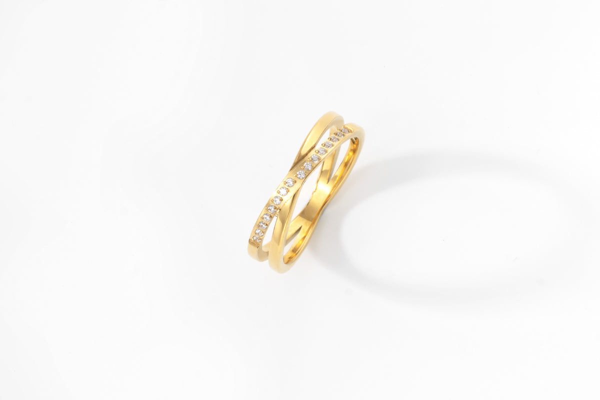 Crossing Wave Ring