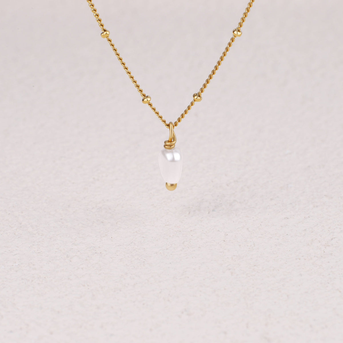 Single Freshwater Pearl Necklace