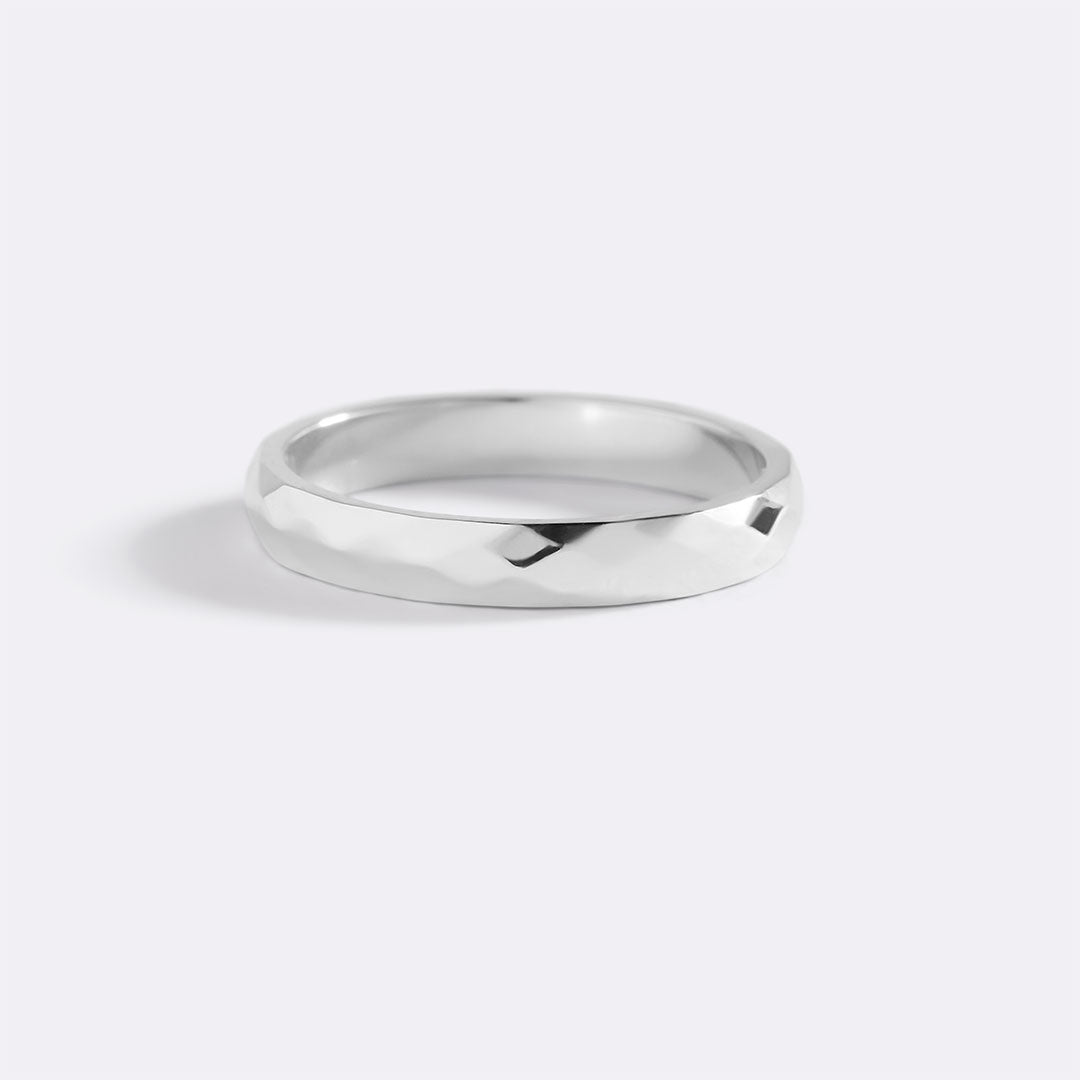 Delicate Hammered Band