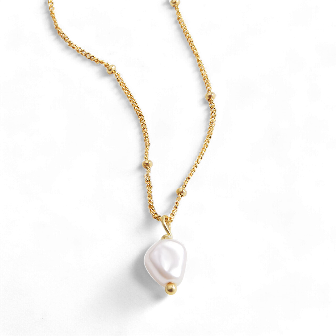 Single Freshwater Pearl Necklace
