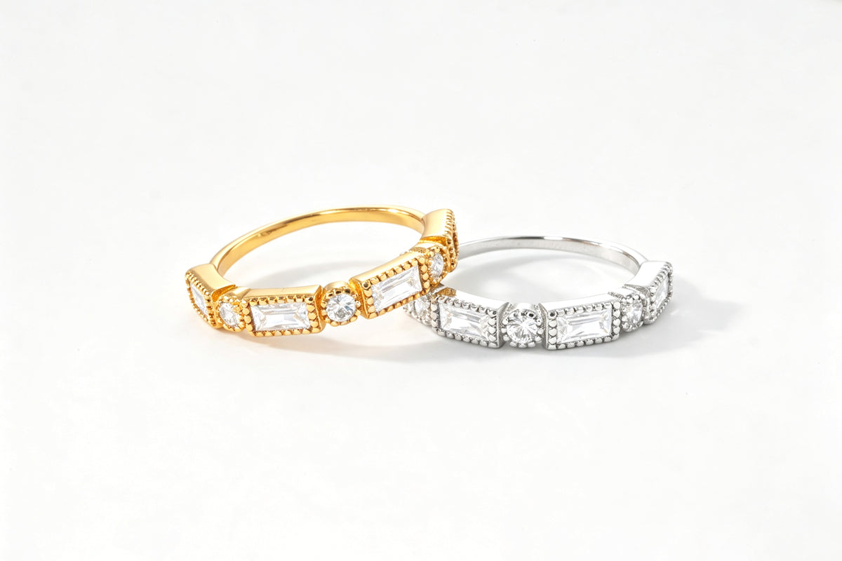 Round & Baguette Vintage Ring