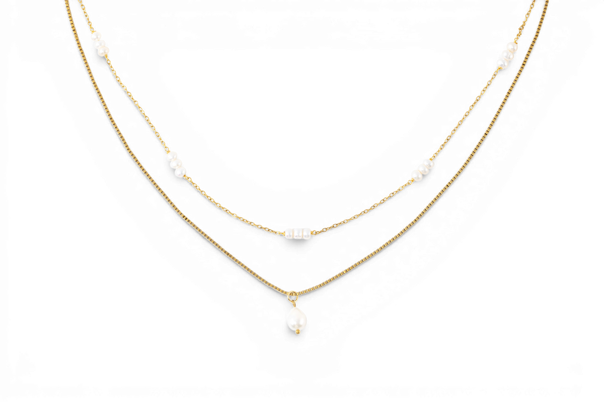 Dainty Layered Pearl Necklace