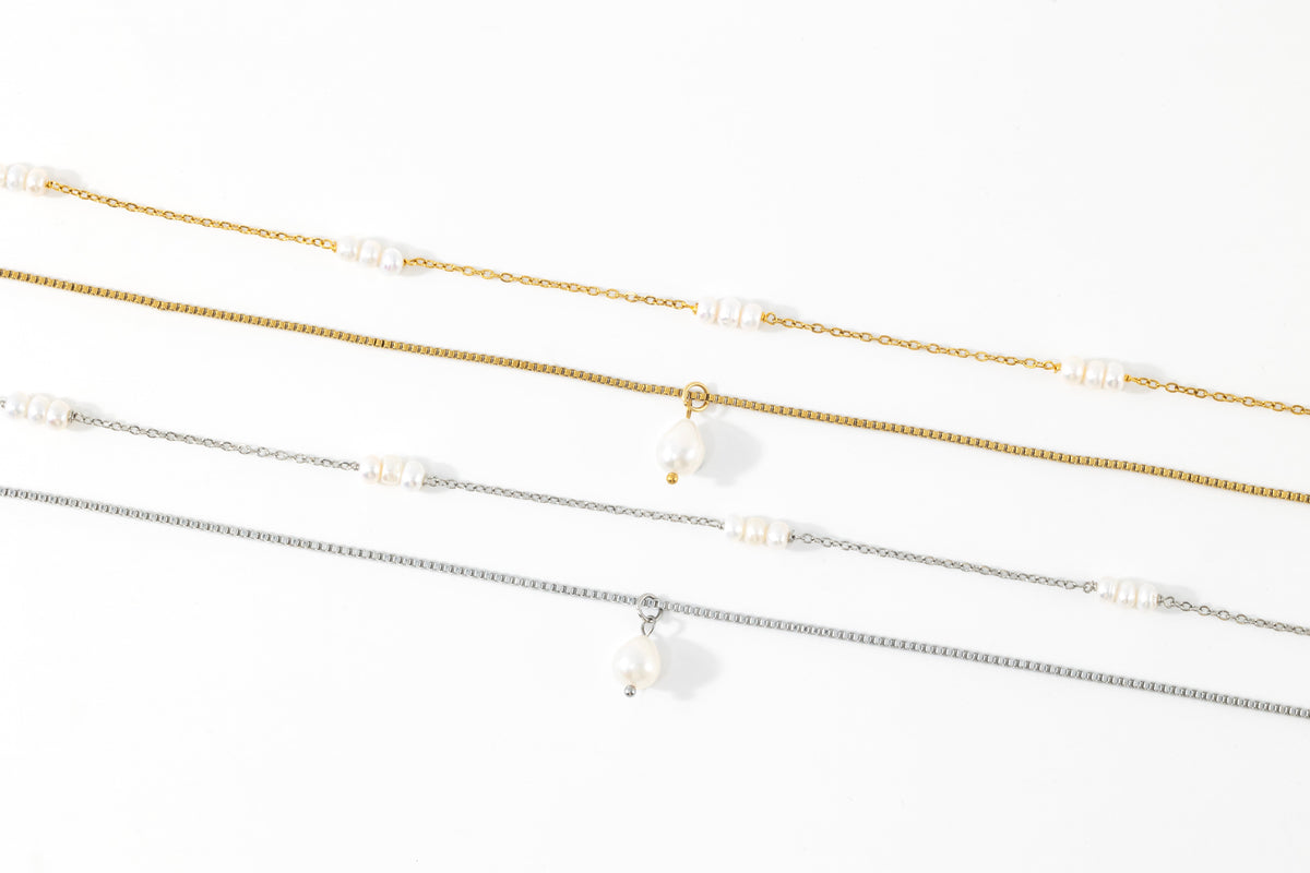 Dainty Layered Pearl Necklace