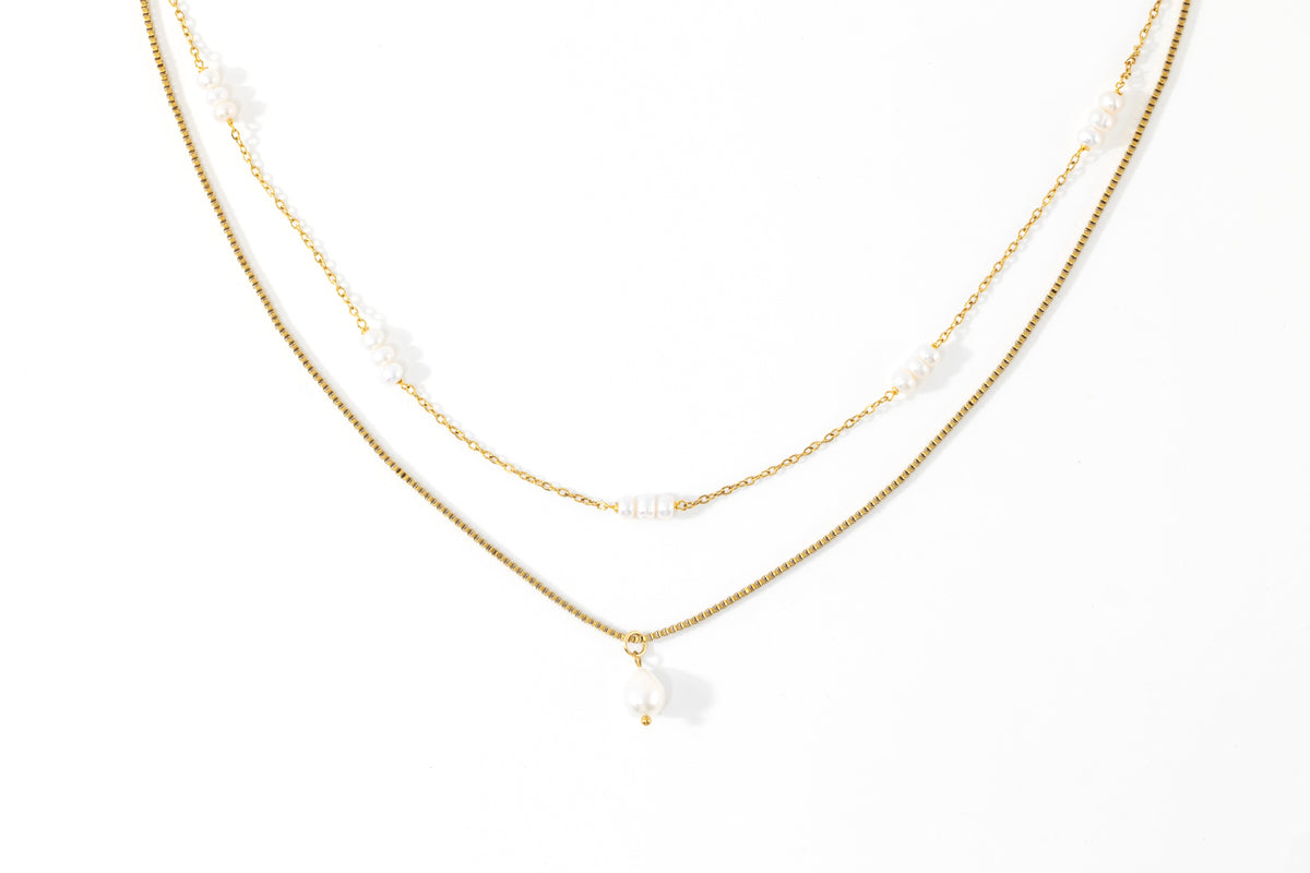 Dainty Layered Pearl Necklace