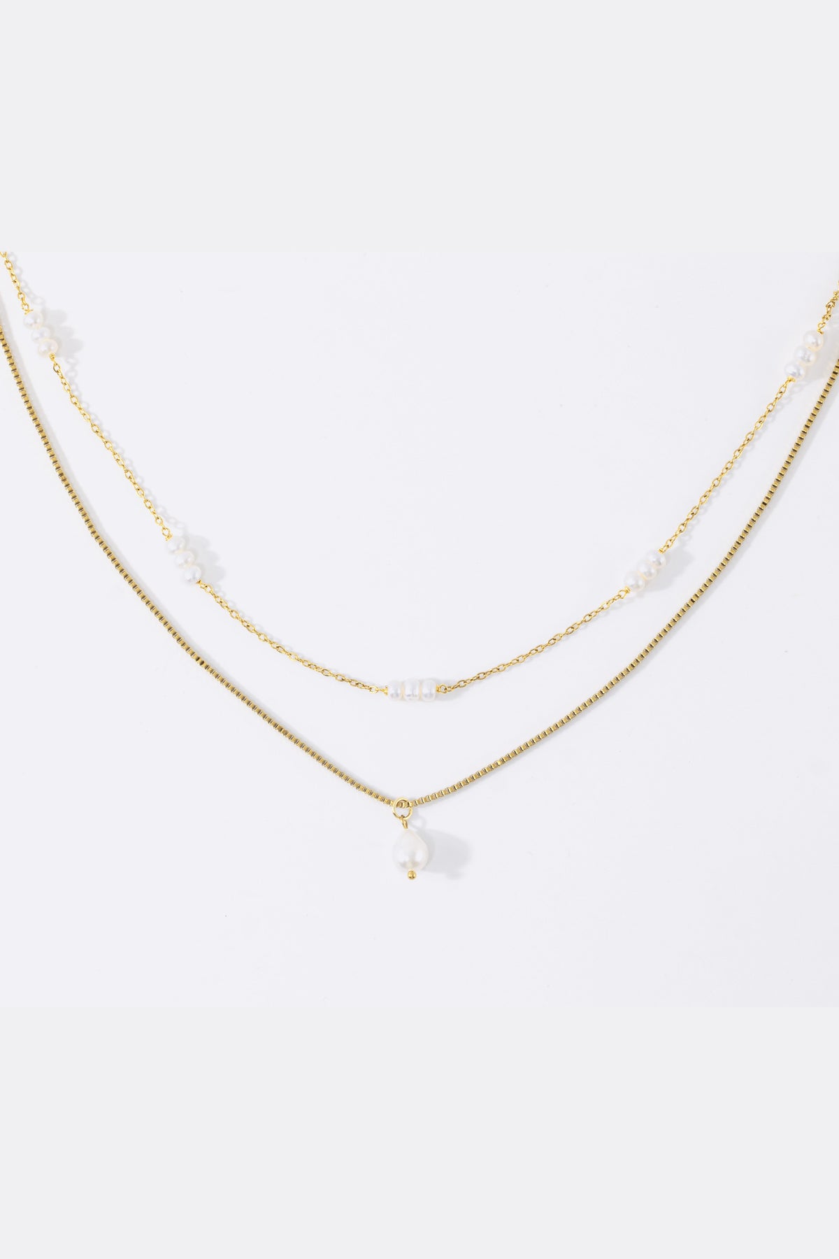 Dainty Layered Pearl Necklace