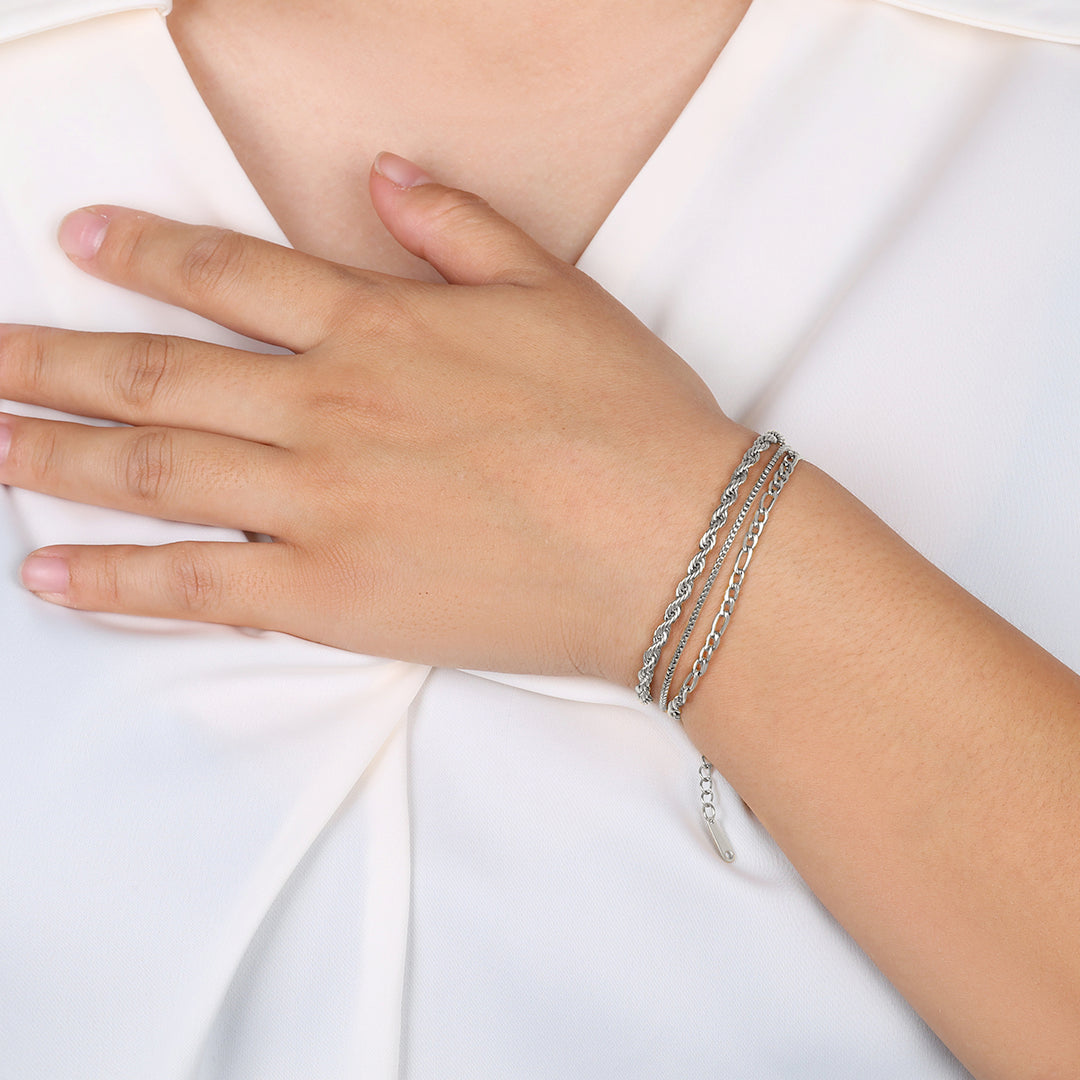 Essential Box Chain Bracelet
