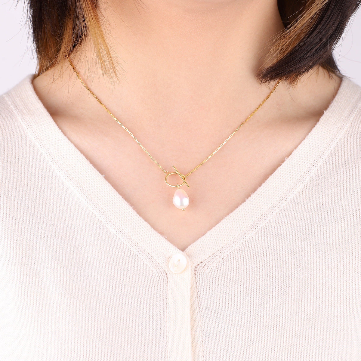 Island Pearl Necklace