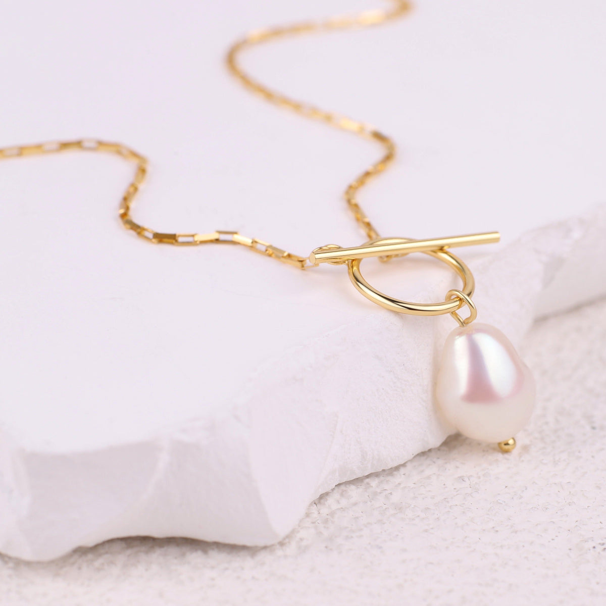 Island Pearl Necklace