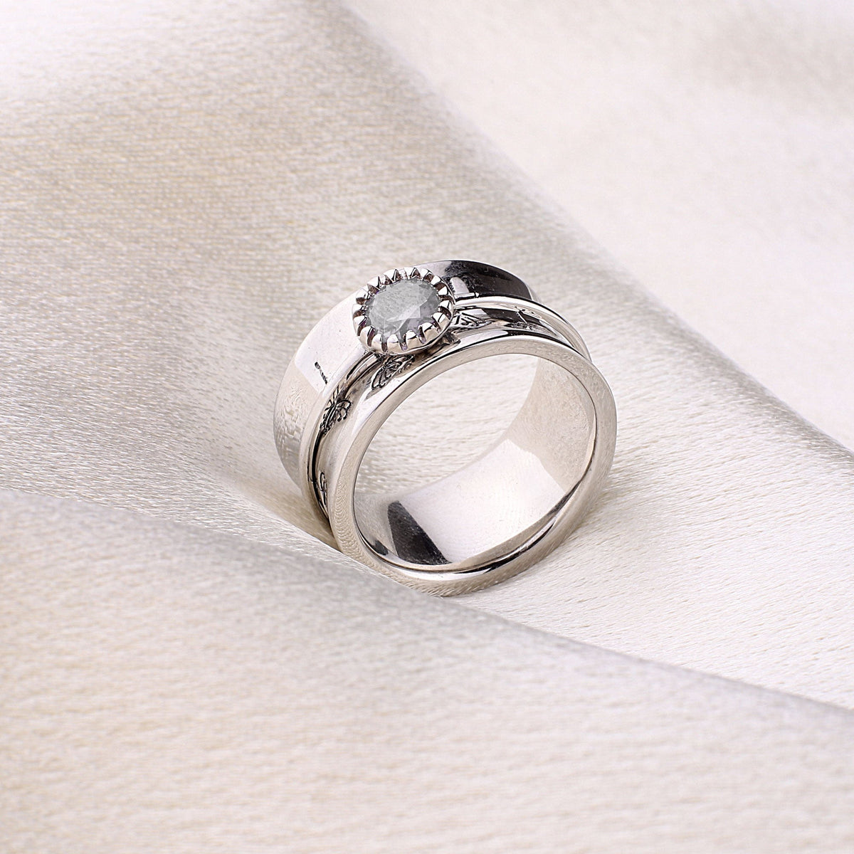 Silver Dandelion Birthstone Spinning Fidget Ring