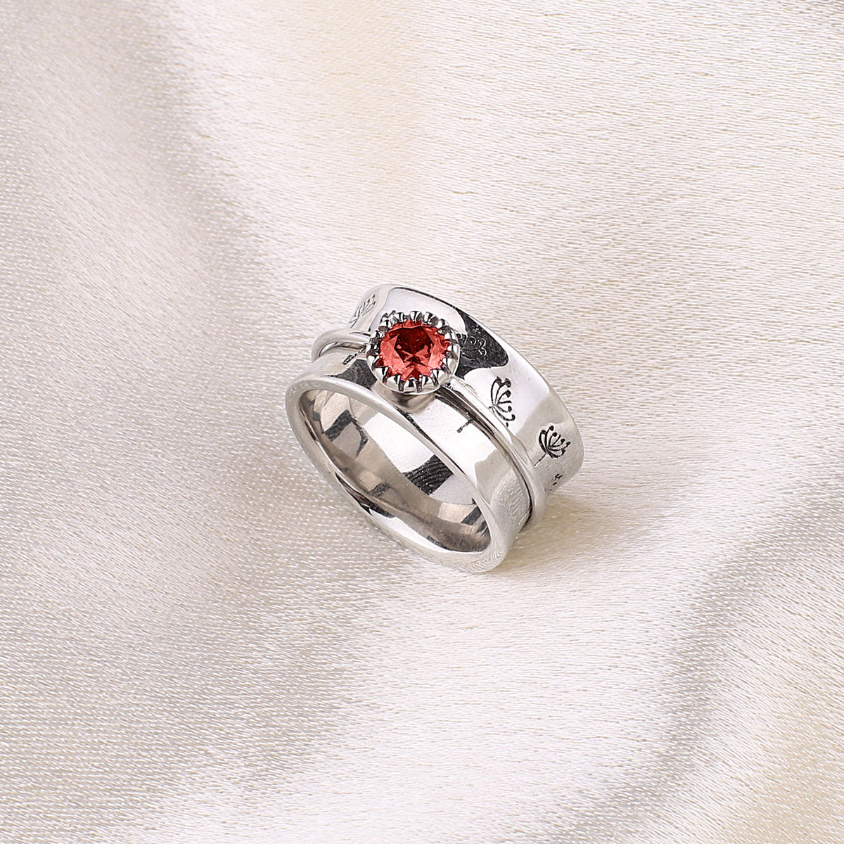 Silver Dandelion Birthstone Spinning Fidget Ring