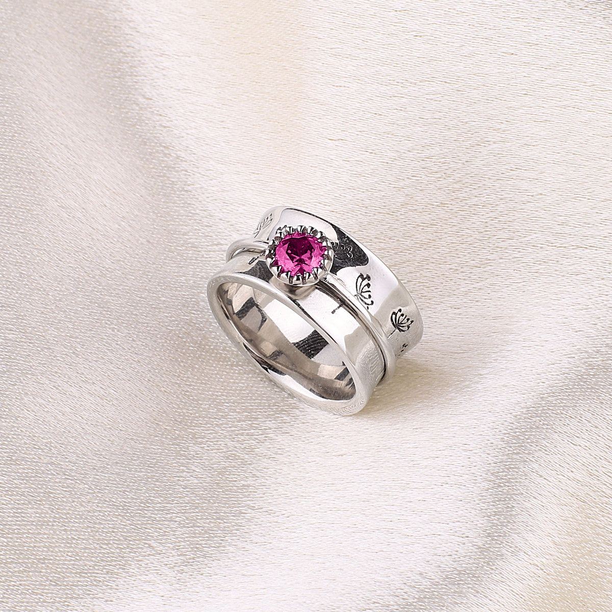 Silver Dandelion Birthstone Spinning Fidget Ring