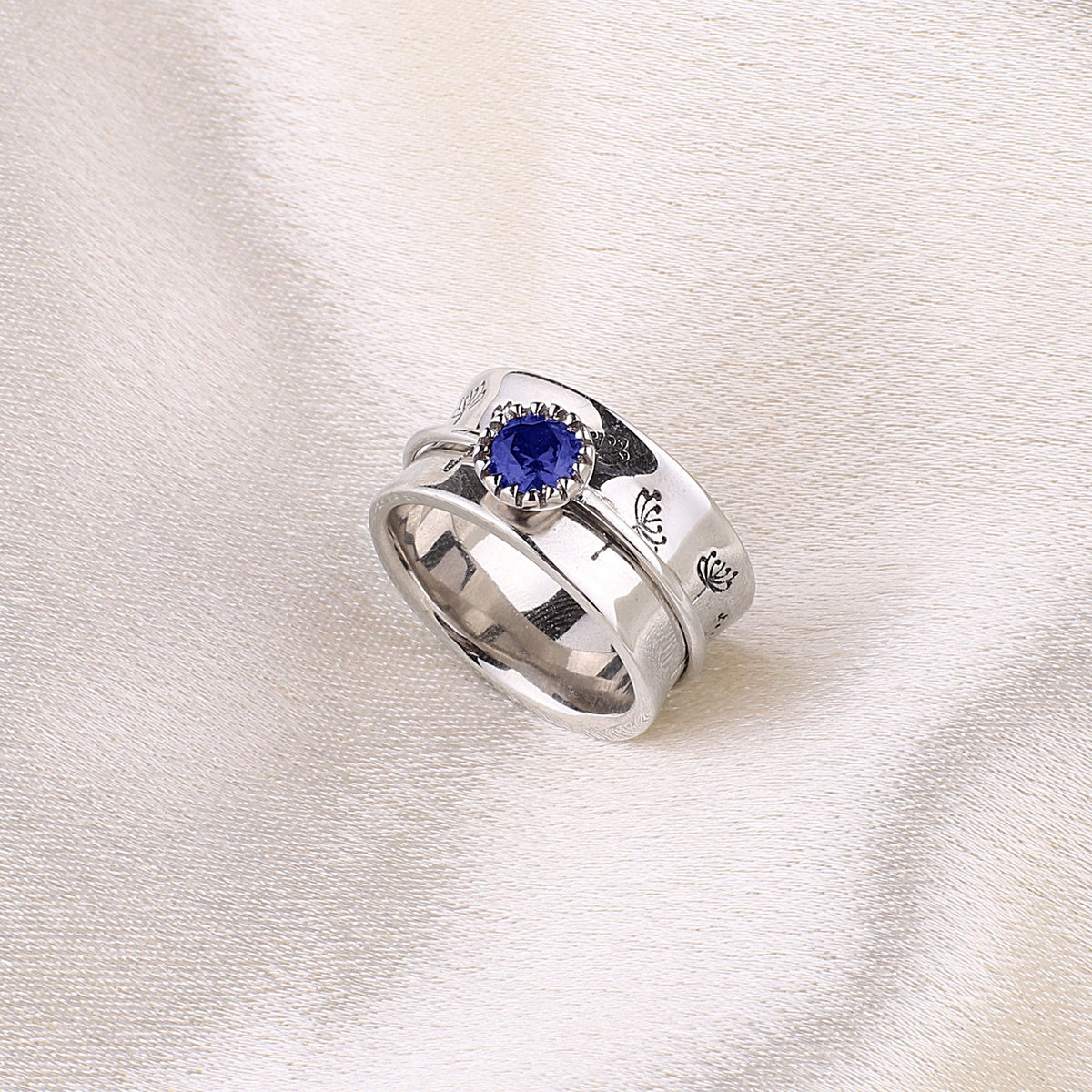 Silver Dandelion Birthstone Spinning Fidget Ring