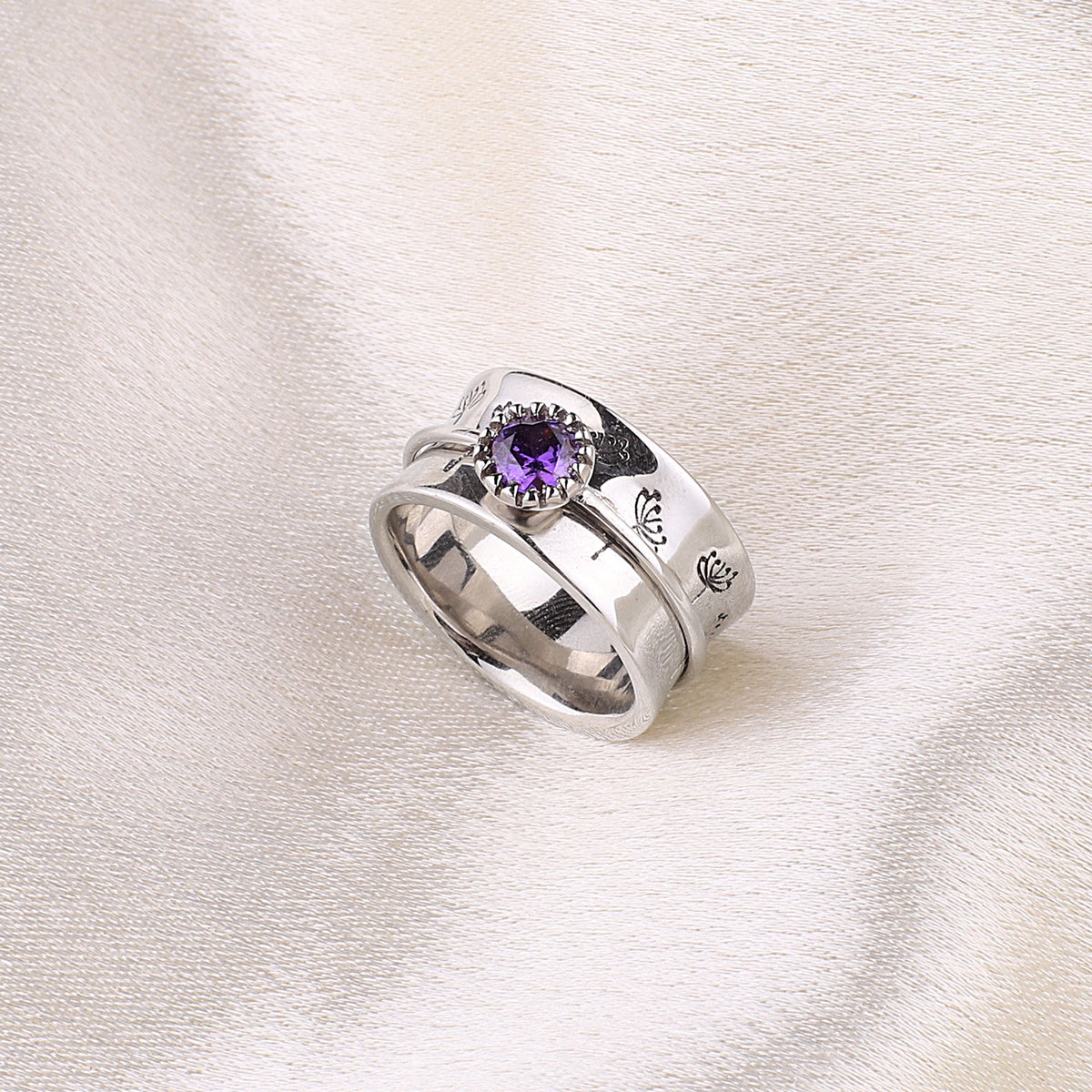 Silver Dandelion Birthstone Spinning Fidget Ring